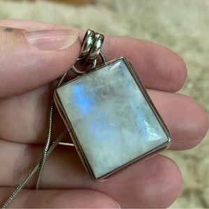 Boho, 925, rainbow moonstone w/bright blue flash (pendant only)
